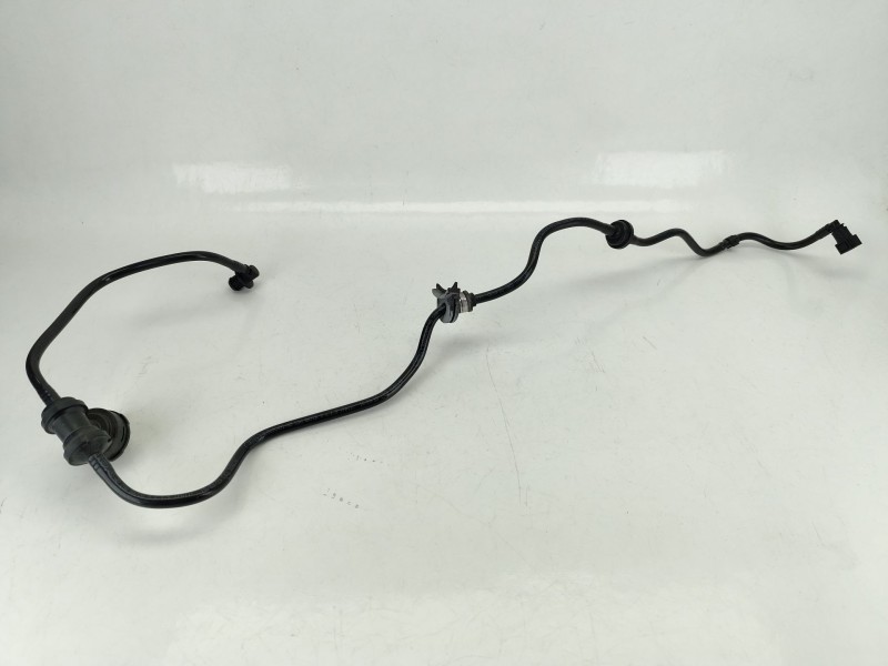 Recambio de tubo para land rover discovery sport (l550) 2.0 d 4x4 referencia OEM IAM GJ329C491AD  