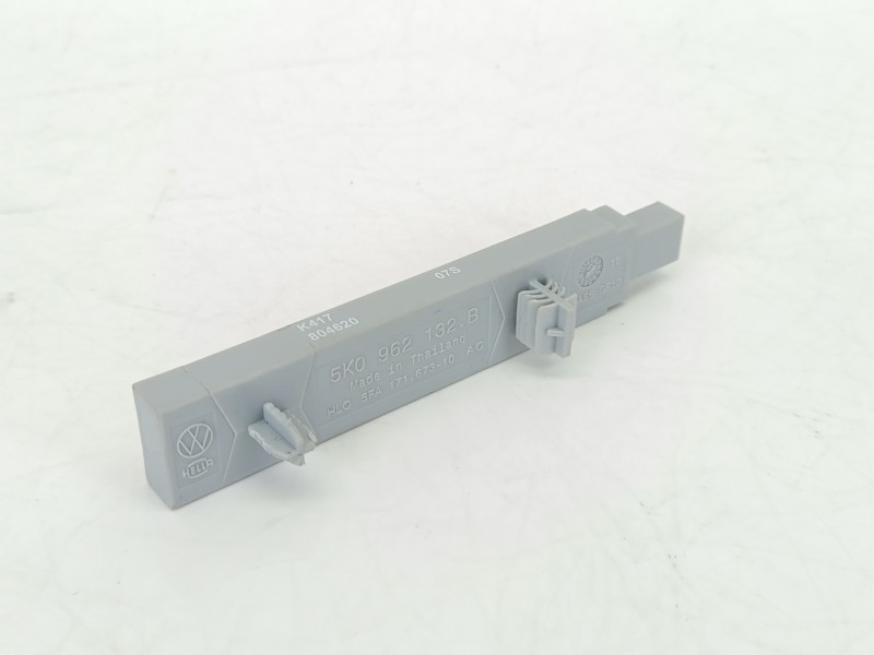 Recambio de antena para volkswagen golf vii (5g1, bq1, be1, be2) 2.0 r 4motion referencia OEM IAM 5K0962132B  