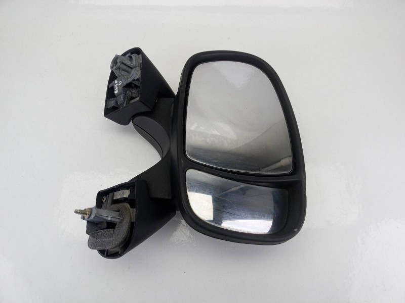 Recambio de retrovisor derecho para renault trafic ii furgoneta (fl) 1.9 dci 100 (fl0c) referencia OEM IAM   