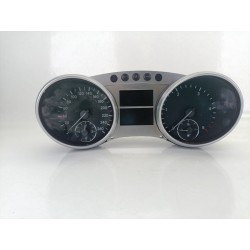 CUADRO INSTRUMENTOS A2514405211 