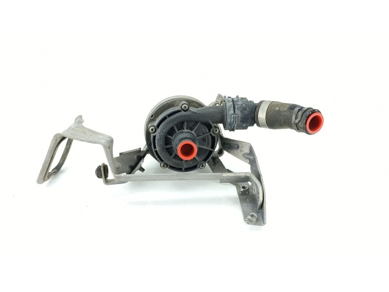 Recambio de bomba agua para mercedes-benz clase c (w205) c 350 e (205.047) referencia OEM IAM A2139060602  