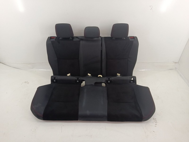 Recambio de asientos traseros para toyota yaris (_p21_, _pa1_, _ph1_) 1.5 hybrid (mxph10) referencia OEM IAM   