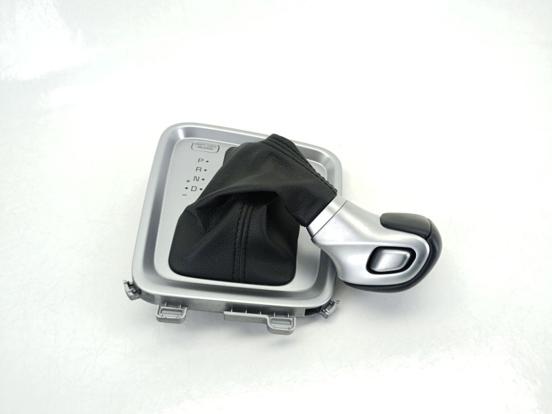 Recambio de guarnecidos palanca cambio para kia xceed (cd) 1.4 t-gdi referencia OEM IAM 84652J7110  