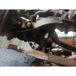 BRAZO SUSPENSION INFERIOR DELANTERO IZQUIERDO 