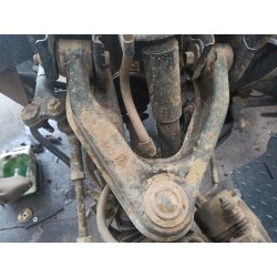 BRAZO SUSPENSION SUPERIOR DELANTERO DERECHO 