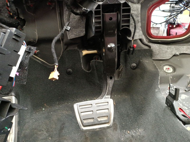 Recambio de pedal freno para audi q3 sportback (f3n) 35 tdi referencia OEM IAM 5Q1723143D  