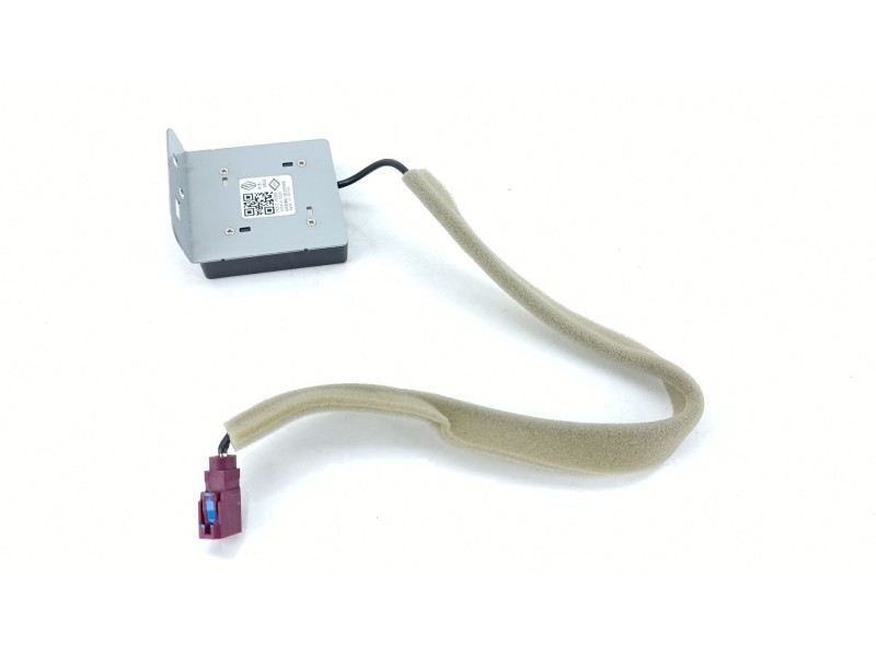 Recambio de antena para renault arkana i (lcm_, ldn_) 1.3 tce 140 (ldn0) referencia OEM IAM 282120588R  