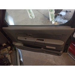 GUARNECIDO PUERTA DELANTERA DERECHA 