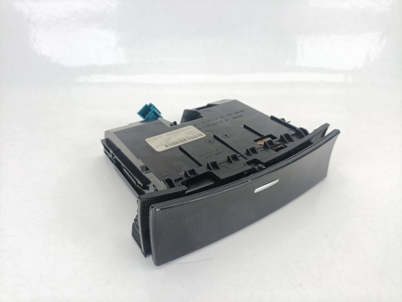 Recambio de cenicero para mercedes-benz clase m (w164) ml 320 cdi 4-matic (164.122) referencia OEM IAM A1648100130  