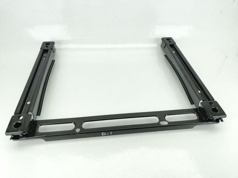 Recambio de asiento delantero izquierdo para audi q7 (4mb, 4mg, 4mq) 3.0 60 tfsi e quattro referencia OEM IAM 4M0881677A  