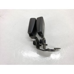 ENGANCHE CINTURON TRASERO IZQUIERDO 8V0857739A 