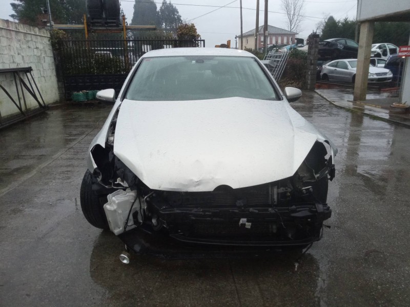 VOLKSWAGEN GOLF PLUS V (5M1, 521)