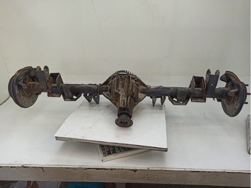 Recambio de diferencial trasero para ssangyong actyon i 200 xdi 4wd referencia OEM IAM 4200031E00  