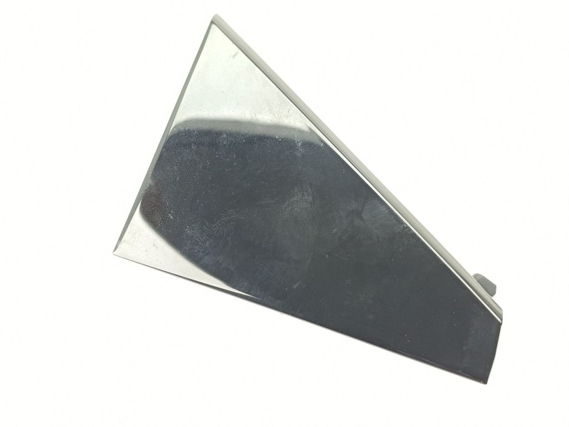 Recambio de embellecedor para audi a3 sportback (8ya, 8yf) 35 tdi referencia OEM IAM 8Y1857186V58  