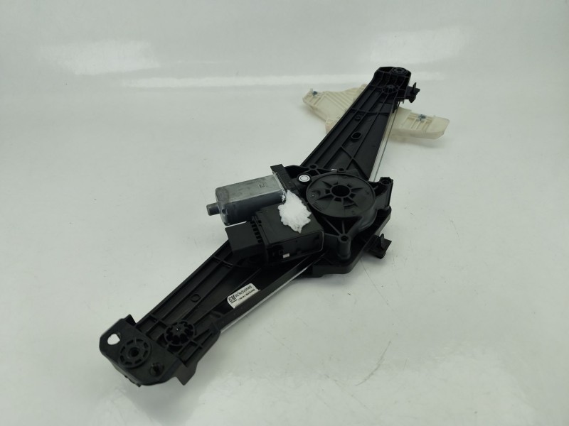 Recambio de elevalunas trasero izquierdo para opel grandland / grandland x (a18, p1uo) 1.2 (75) referencia OEM IAM 9840180680  