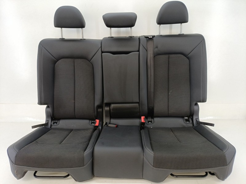 Recambio de asientos traseros para audi q3 sportback (f3n) 35 tdi referencia OEM IAM   