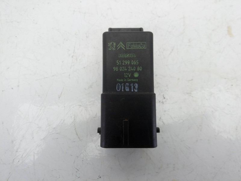 Recambio de rele para peugeot 308 i (4a_, 4c_) 1.6 hdi referencia OEM IAM 9802424080  
