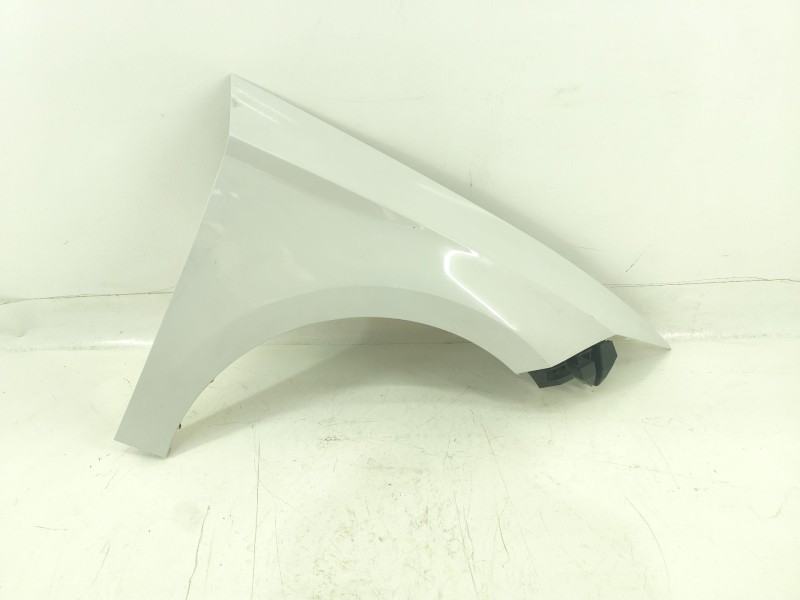 Recambio de aleta delantera derecha para seat leon (5f1) 1.5 tgi referencia OEM IAM 5F0821021G  