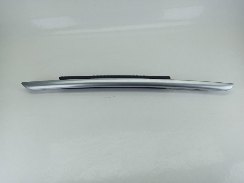 Recambio de embellecedor para mercedes-benz clase m (w164) ml 320 cdi 4-matic (164.122) referencia OEM IAM A1646800870  