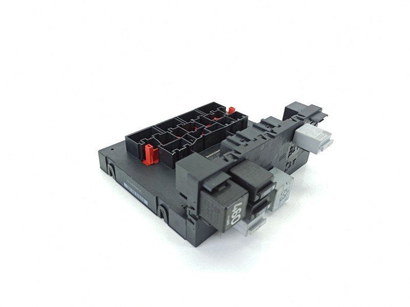 Recambio de caja reles / fusibles para audi a3 sportback (8pa) 2.0 tdi referencia OEM IAM 8P0907279C  