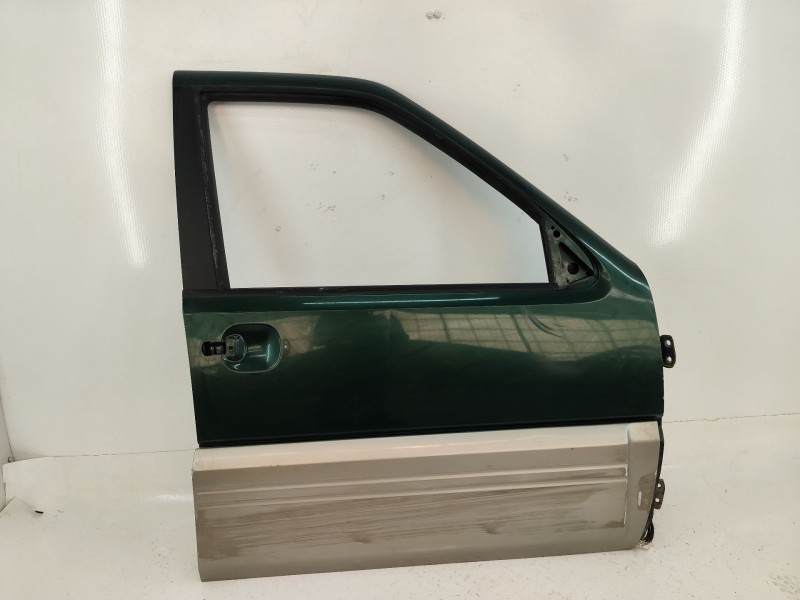 Recambio de puerta delantera derecha para nissan terrano/terrano.ii (r20) sport referencia OEM IAM   
