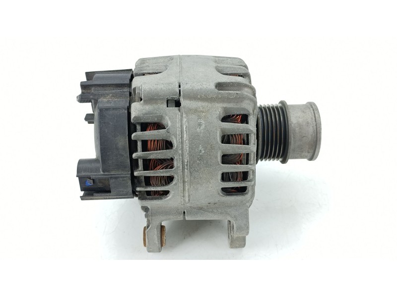 Recambio de alternador para seat leon (5f1) 1.5 tgi referencia OEM IAM 04E903015  