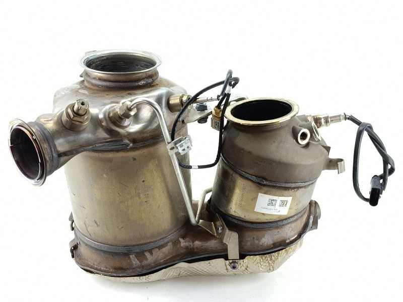 Recambio de catalizador para audi a3 sportback (8ya, 8yf) 35 tdi referencia OEM IAM 8Y0121285  