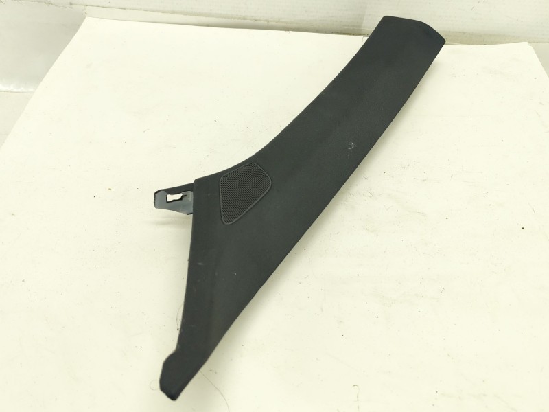 Recambio de moldura para audi a3 sportback (8ya, 8yf) 35 tdi referencia OEM IAM 8Y0867233B  