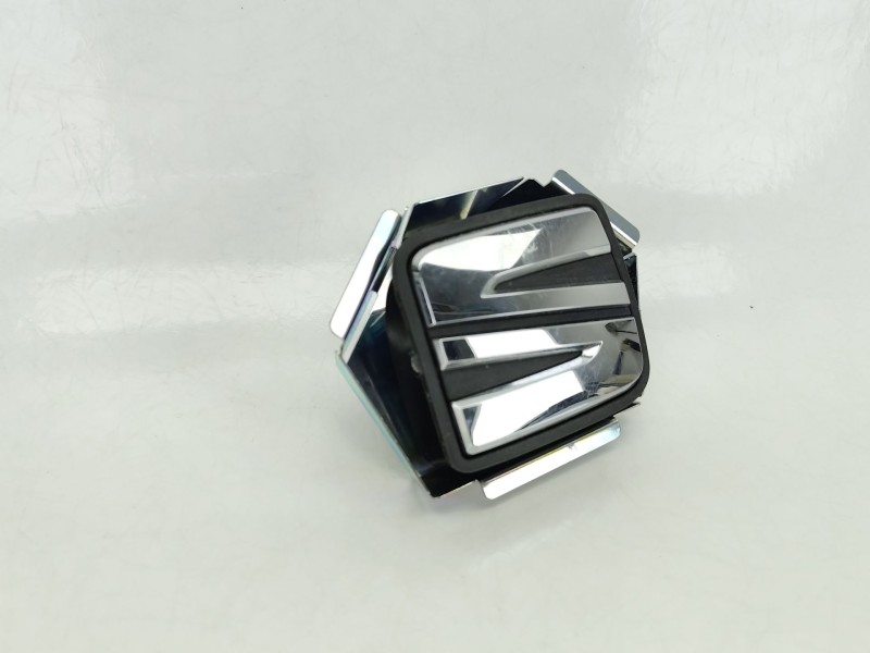 Recambio de maneta exterior porton para seat leon st (5f8) 1.6 tdi referencia OEM IAM 5F0827565D  