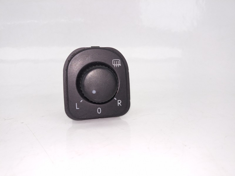 Recambio de mando retrovisor para volkswagen golf iv (1j1) 2.0 referencia OEM IAM 1K0959565K  