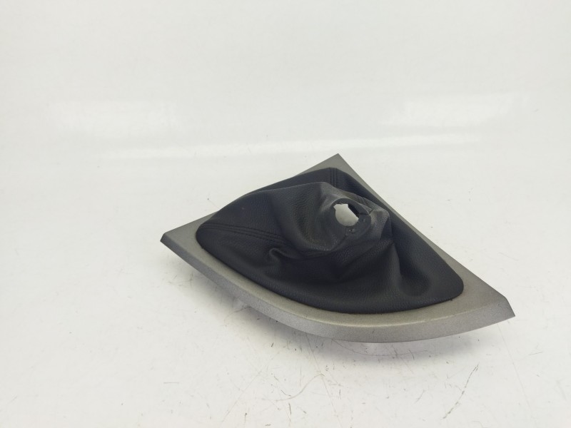 Recambio de guarnecidos palanca cambio para bmw 1 (e81) 116 d referencia OEM IAM 757050402  