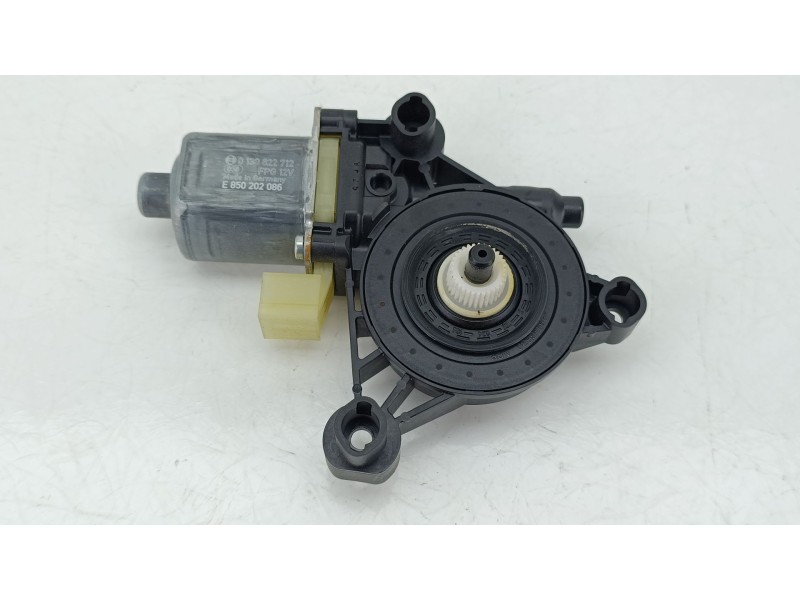 Recambio de motor elevalunas trasero derecho para audi q3 sportback (f3n) 35 tdi referencia OEM IAM 5Q0959802  