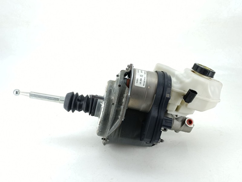 Recambio de servofreno para audi a3 sportback (8ya, 8yf) 35 tdi referencia OEM IAM 204850658  