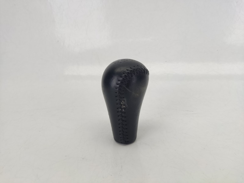 Recambio de pomo palanca cambio para nissan pick up (d22) 2.5 dci 4wd referencia OEM IAM 332182S716  
