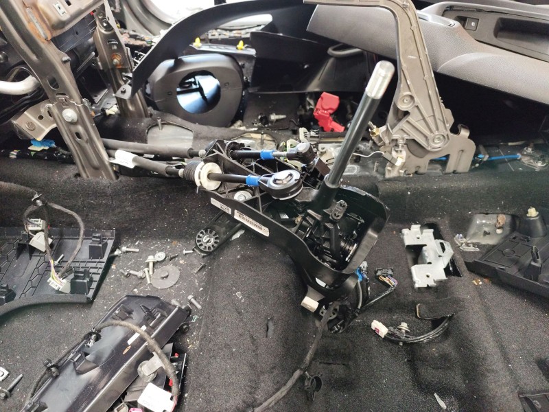 Recambio de palanca cambio para ford puma (j2k, cf7) 1.0 ecoboost mhev referencia OEM IAM SN  