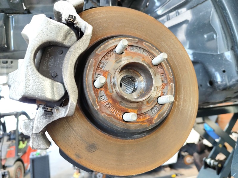 Recambio de disco freno delantero para ford puma (j2k, cf7) 1.0 ecoboost mhev referencia OEM IAM 2384229  