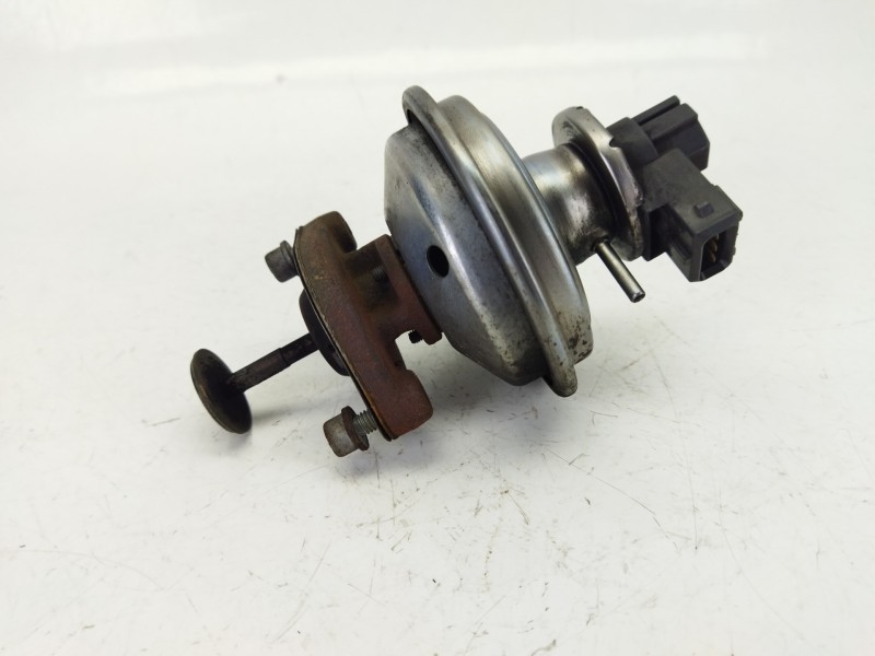 Recambio de valvula egr para bmw 1 (e81) 116 d referencia OEM IAM 7801942A102  