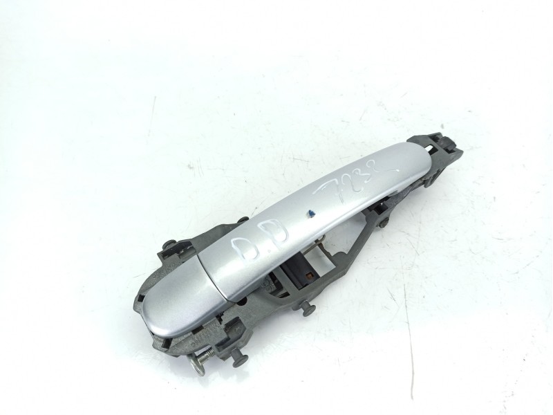 Recambio de maneta exterior delantera derecha para skoda roomster (5j7) 1.6 tdi referencia OEM IAM 5J0937886C  