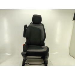 ASIENTO DELANTERO IZQUIERDO 