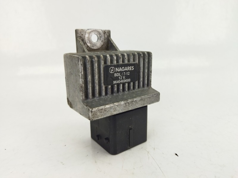 Recambio de caja precalentamiento para peugeot 207/207+ (wa_, wc_) 1.6 hdi referencia OEM IAM 9640469680  