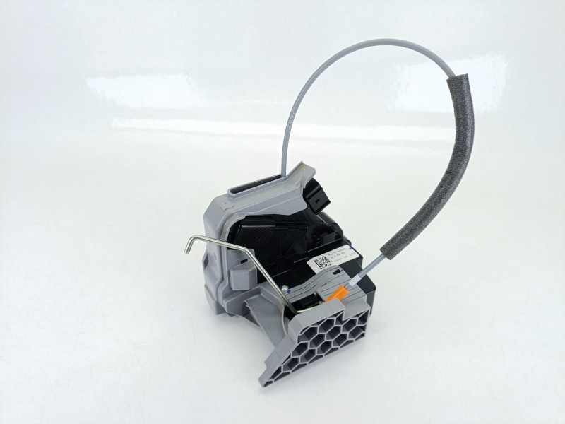 Recambio de cerradura puerta trasera derecha para hyundai i20 iii (bc3, bi3) 1.0 t-gdi referencia OEM IAM 81420Q0000  