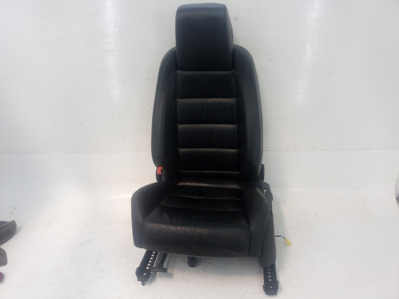 Recambio de asiento delantero izquierdo para volkswagen golf vi (5k1) 2.0 tdi referencia OEM IAM 5K3061601A  