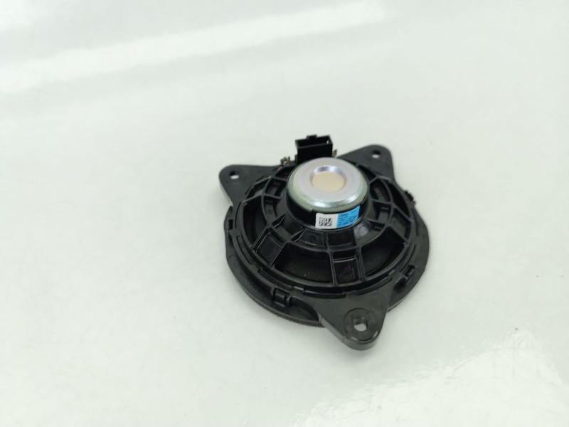Recambio de subwoofer para audi q7 (4mb, 4mg, 4mq) 3.0 60 tfsi e quattro referencia OEM IAM 644133  