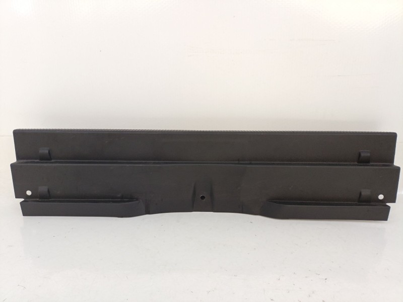 Recambio de moldura para opel grandland / grandland x (a18, p1uo) 1.2 (75) referencia OEM IAM YP00019277  