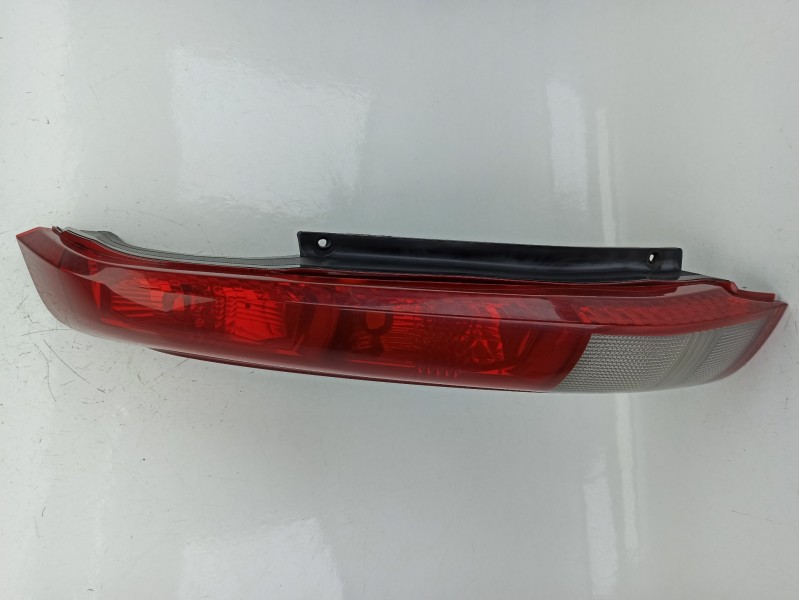 Recambio de piloto trasero izquierdo para nissan x-trail i (t30) 2.2 dci 4x4 referencia OEM IAM 265558H326  