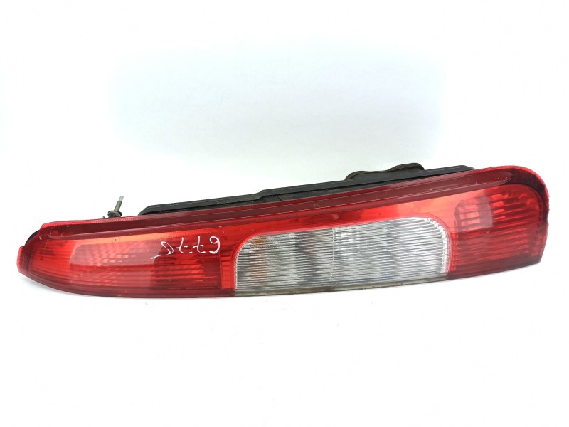 Recambio de piloto trasero derecho para ford focus c-max (dm2) 1.8 tdci referencia OEM IAM 3M5113A602AA  