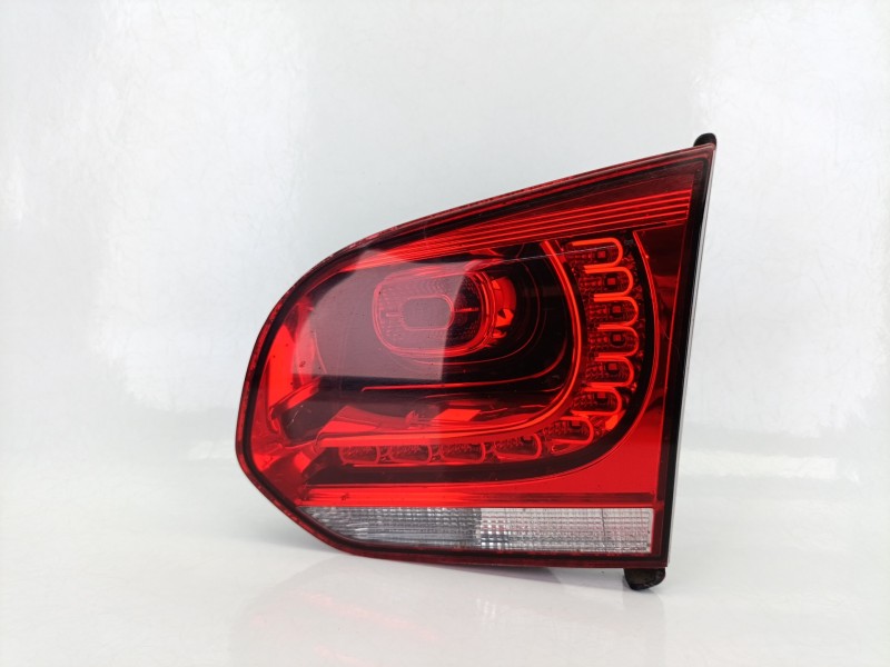 Recambio de piloto trasero derecho interior para volkswagen golf vi (5k1) 2.0 tdi referencia OEM IAM 5K0945094AJ  