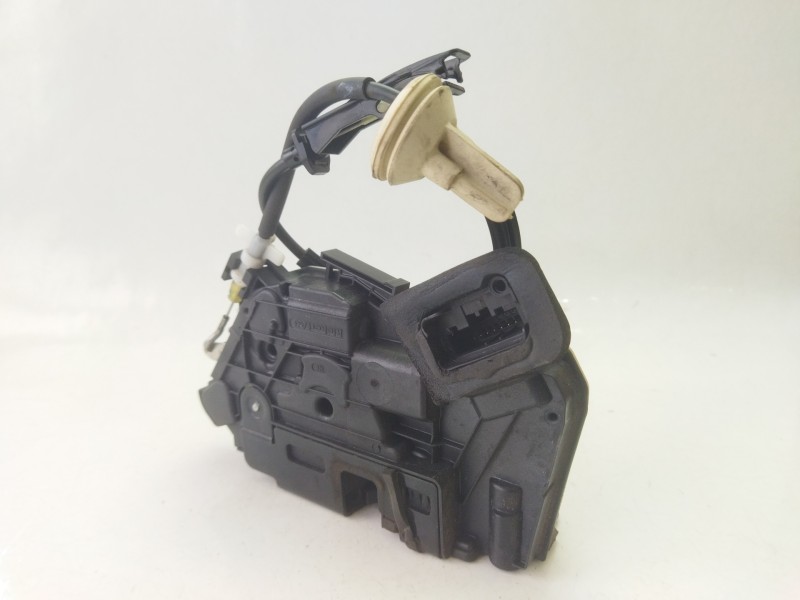 Recambio de cerradura puerta delantera derecha para volkswagen golf vi (5k1) 2.0 tdi referencia OEM IAM 5K1837016D  