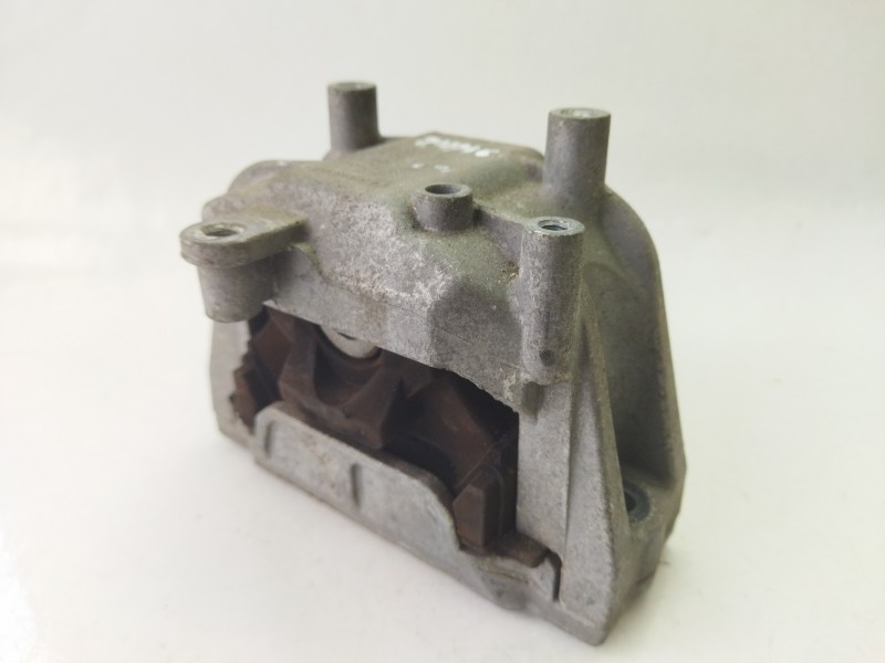 Recambio de soporte motor derecho para volkswagen golf vi (5k1) 2.0 tdi referencia OEM IAM 1K0199262CB  
