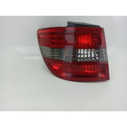 PILOTO TRASERO IZQUIERDO A1698202564 